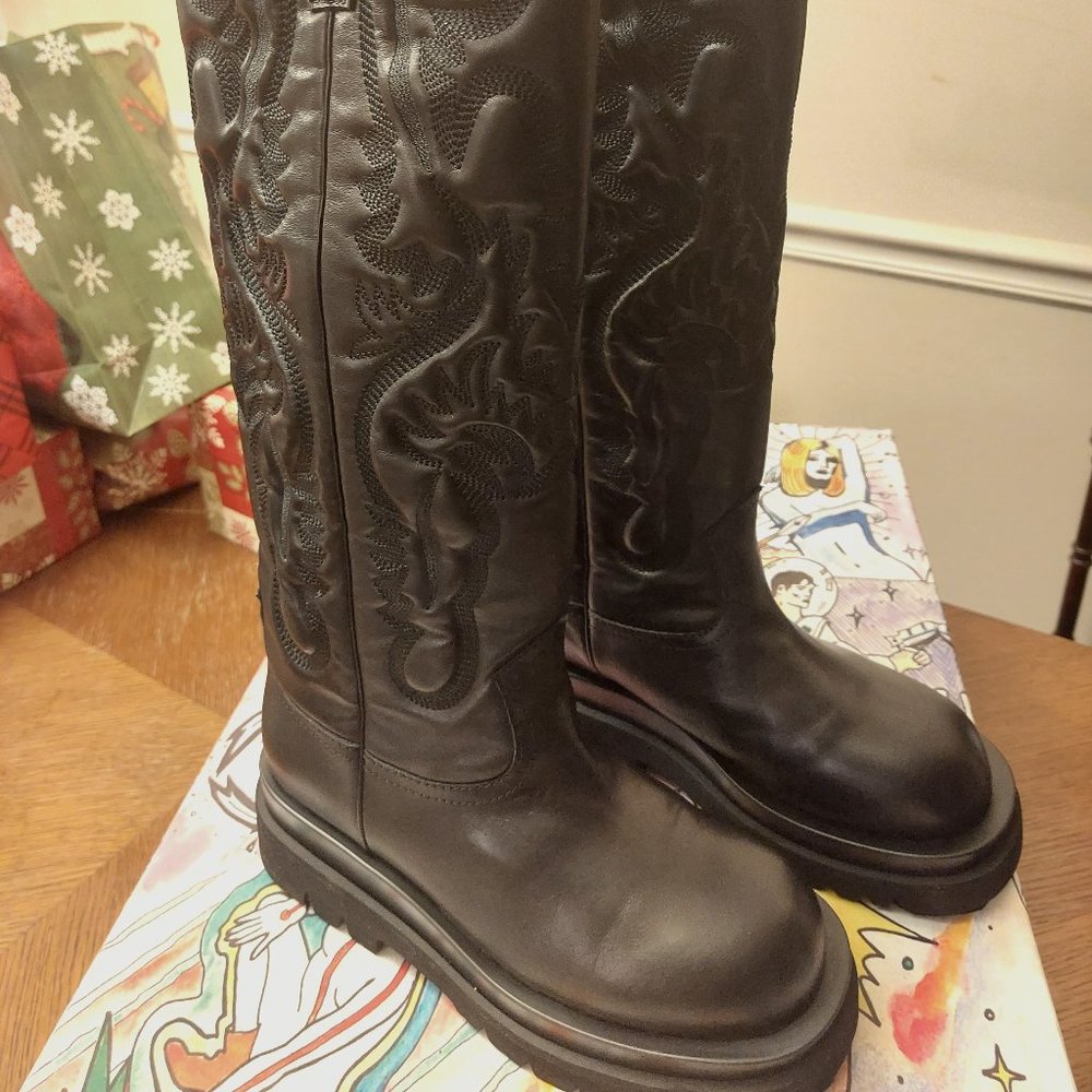 *Rare* Jeffrey Campbell Space Cowgirl Boots